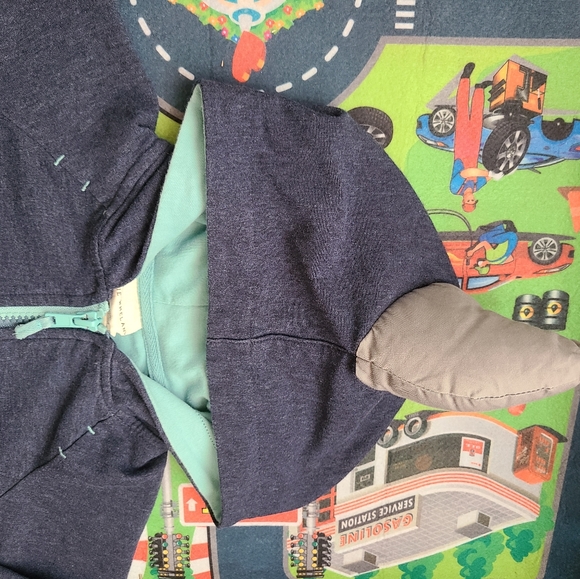 Shark fin Hoodie Rorie Whelan - Picture 4 of 7